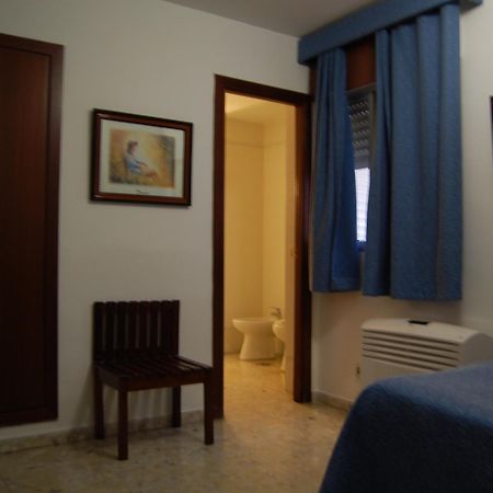 Hotel Marina Victoria Αλγεθίρας Εξωτερικό φωτογραφία