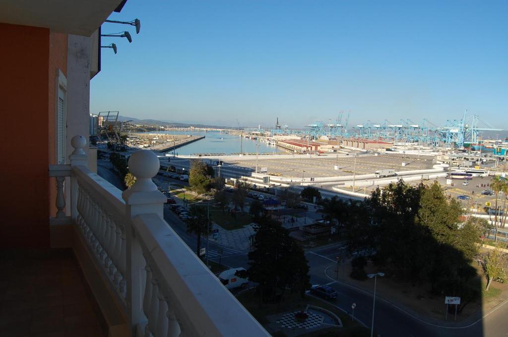 Hotel Marina Victoria Αλγεθίρας Δωμάτιο φωτογραφία