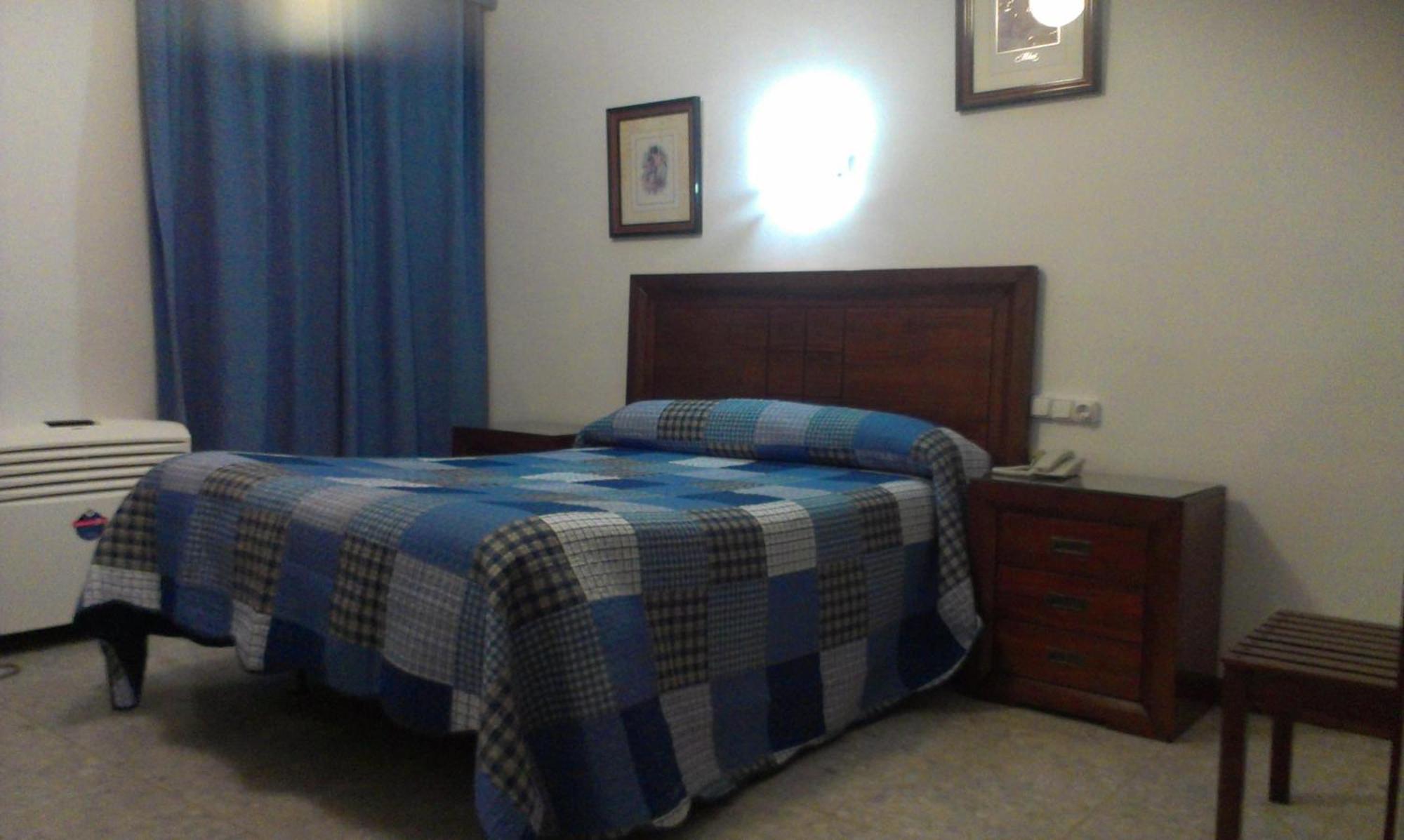 Hotel Marina Victoria Αλγεθίρας Εξωτερικό φωτογραφία